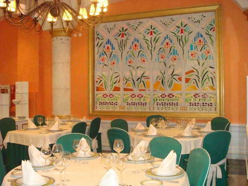 Hotel Topacio Valladolid Restoran gambar